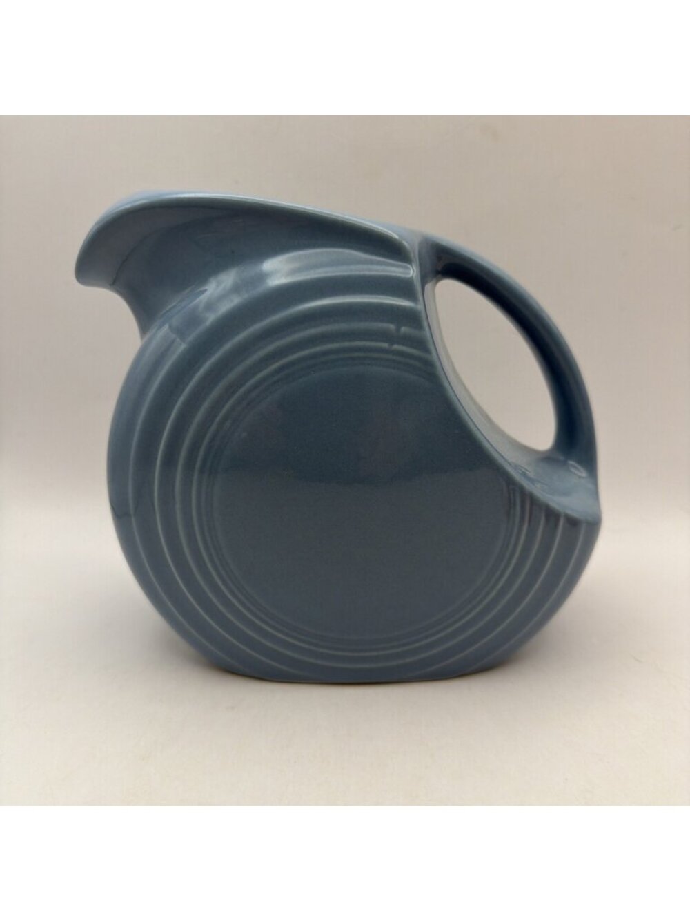 Homer Laughlin Fiesta ware Small Disc Pitcher 28 oz Periwinkle Light Blue 5 5/8”